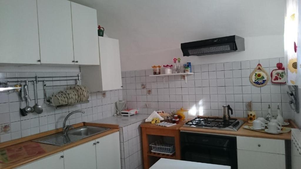 Beb I Girasoli Apartment Dolceacqua Luaran gambar