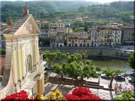 Beb I Girasoli Apartment Dolceacqua Luaran gambar