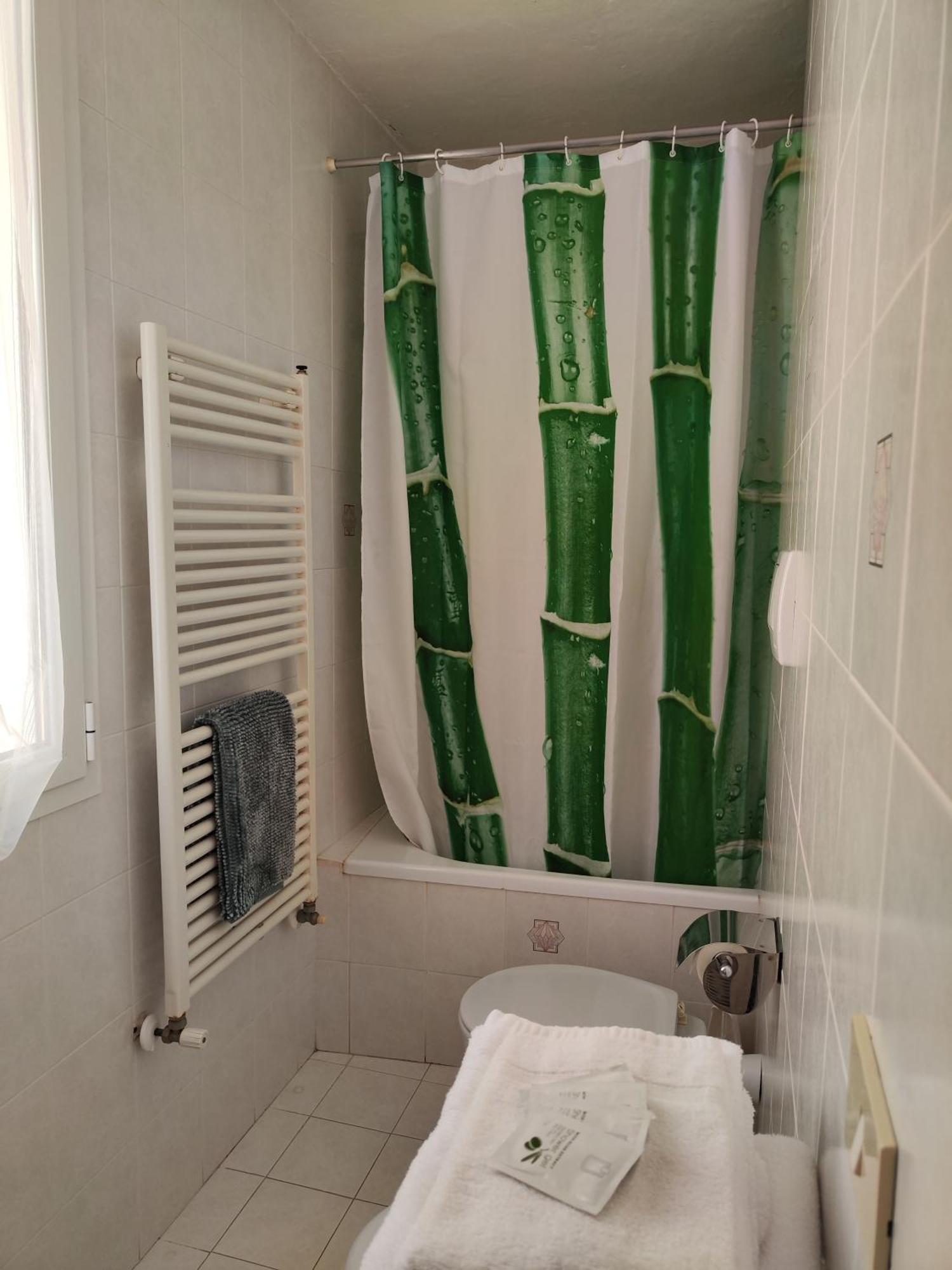 Beb I Girasoli Apartment Dolceacqua Luaran gambar