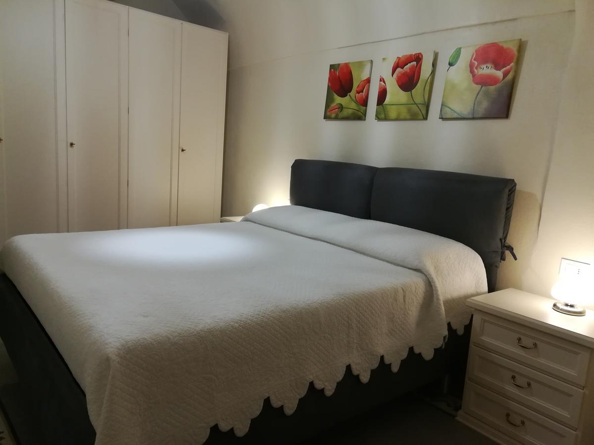 Beb I Girasoli Apartment Dolceacqua Luaran gambar